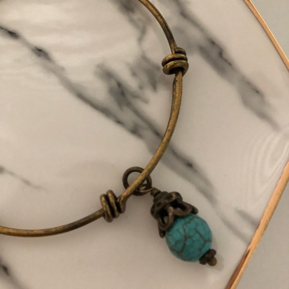 Bella Ryann Expandable Charm Bracelet Gold - Picture 2 of 4